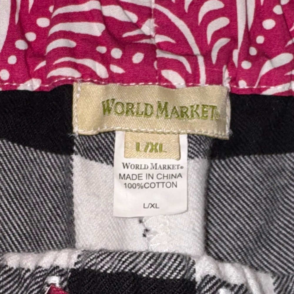 World Market -100% Cotton Flannel- Buffalo Plaid Reversible Roll Up Lounge Pants - Picture 9 of 13